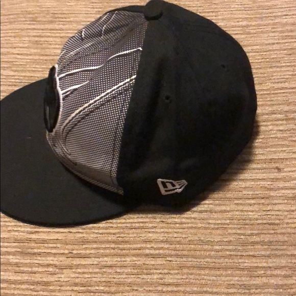 Hat - Picture 4 of 8